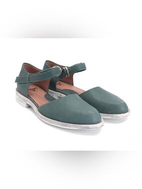 John Fluevog Anna Maria mary jane leather flat mod vogs flats Size 6.5